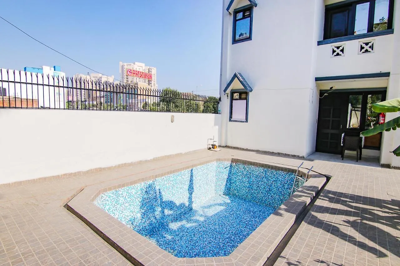 Fabhotel Water Vibe Gurgaon 3*,